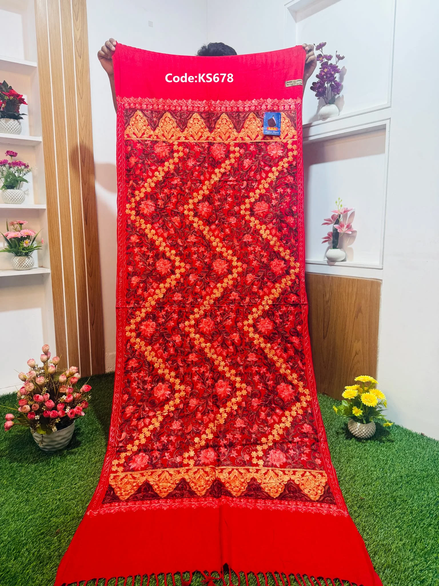 KS678 Beautiful Kashmiri Shawl - Ks678 - Image 1