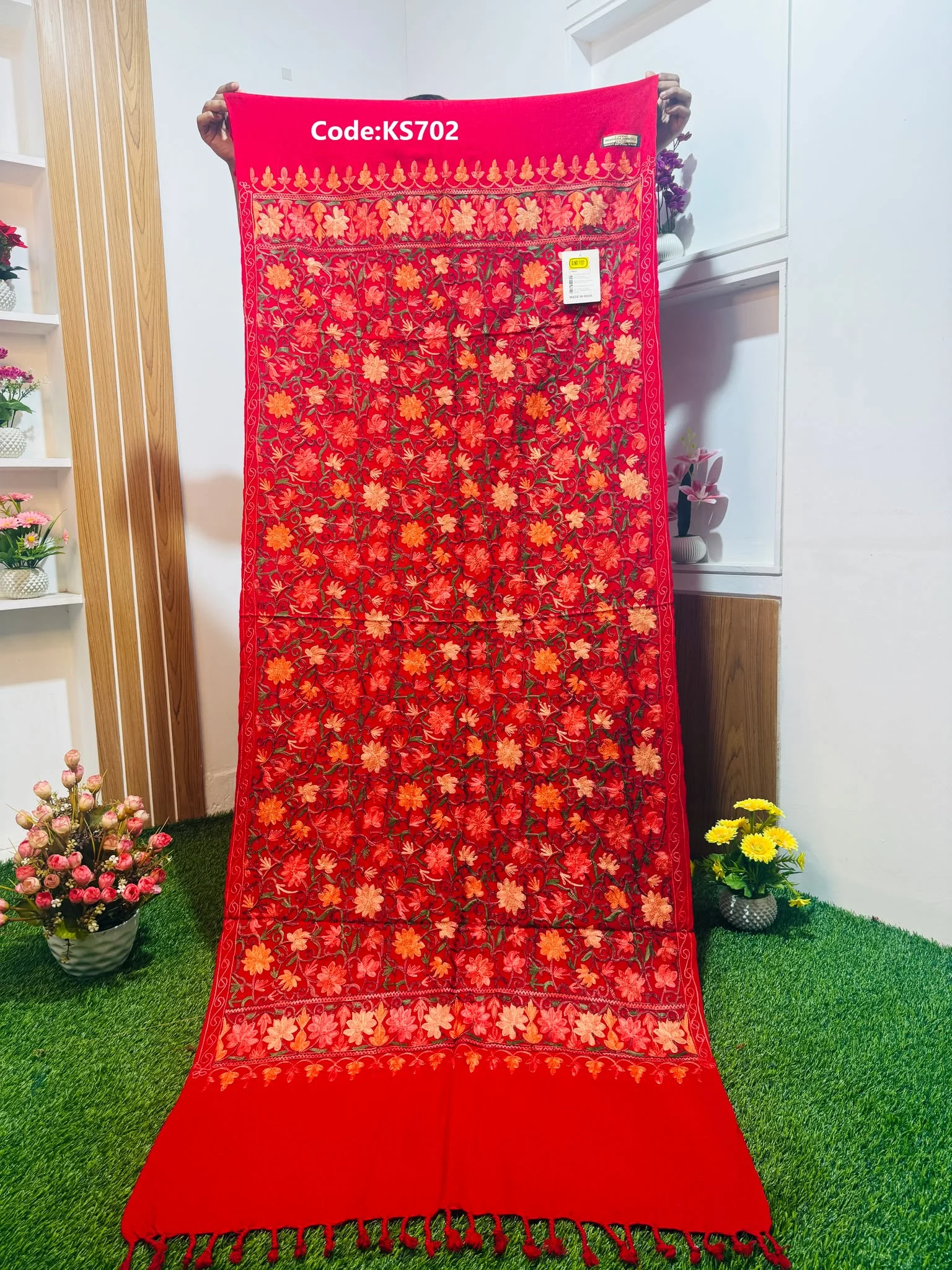 KS702 Beautiful Kashmiri Shawl - Ks702 - Image 1