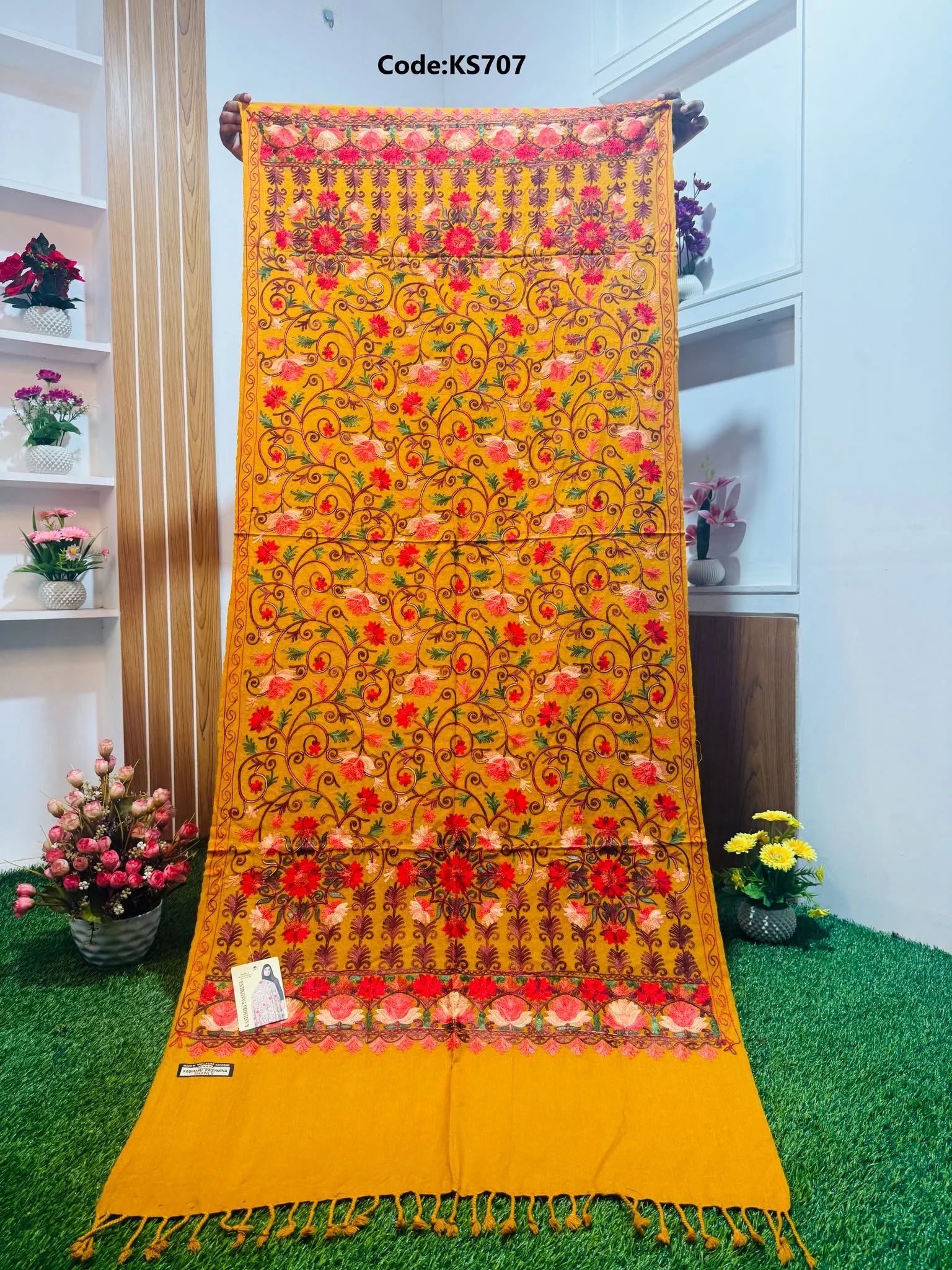 KS707 Beautiful Kashmiri Shawl - Ks707 - Image 1