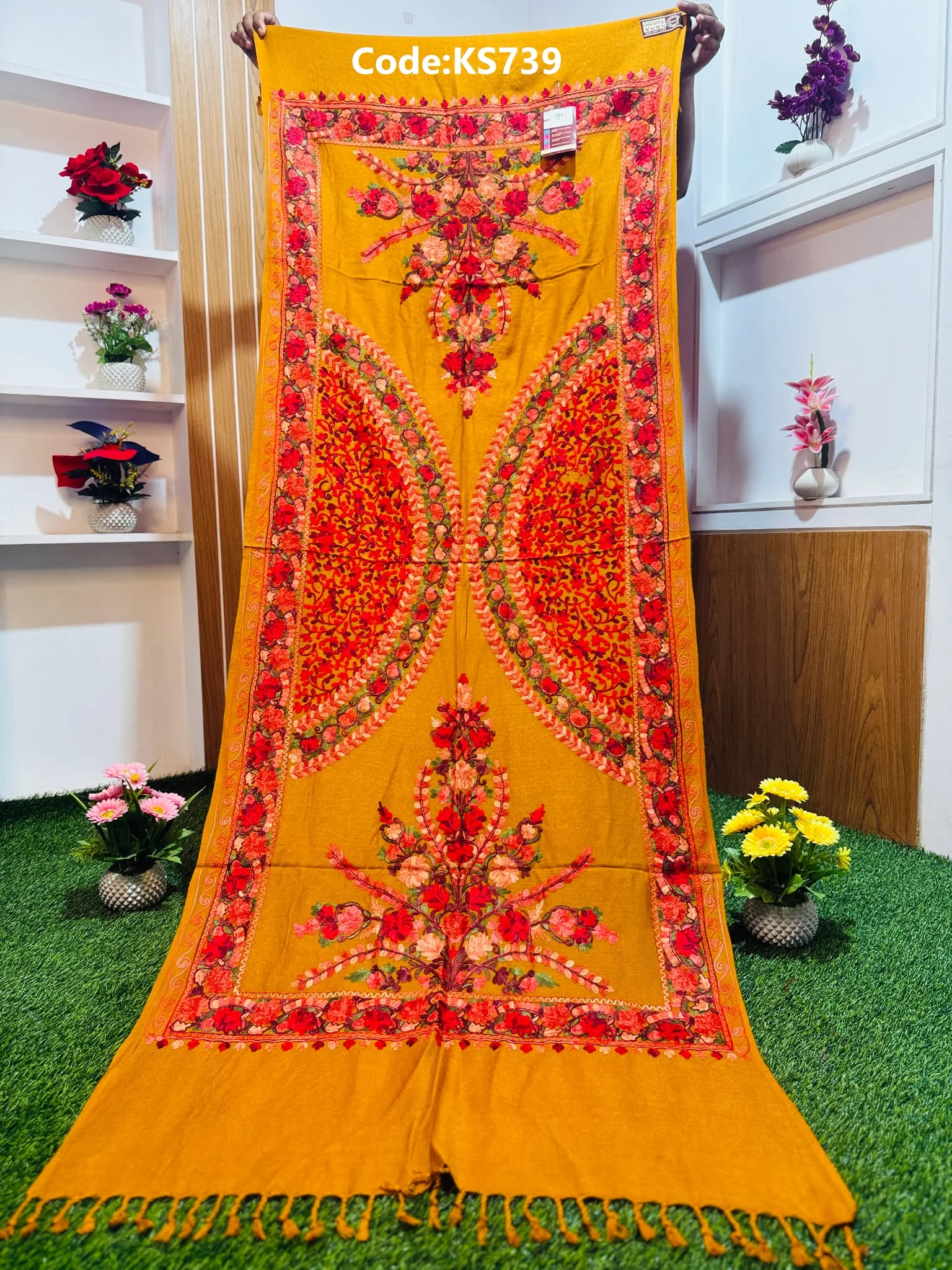 KS739 Beautiful Kashmiri Shawl - Ks739 - Image 1
