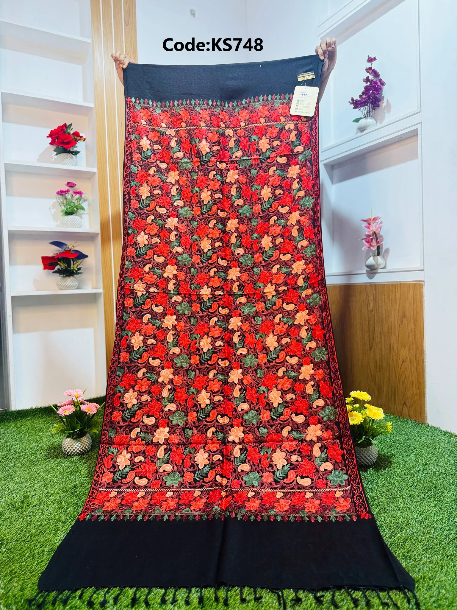 KS748 Beautiful Kashmiri Shawl - Ks748 - Image 1