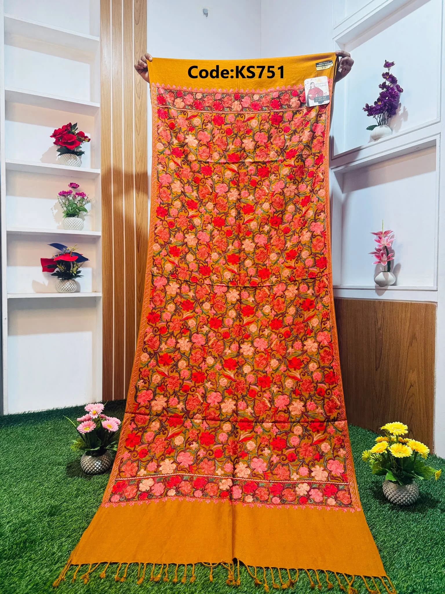 KS751 Beautiful Kashmiri Shawl - Ks751 - Image 1