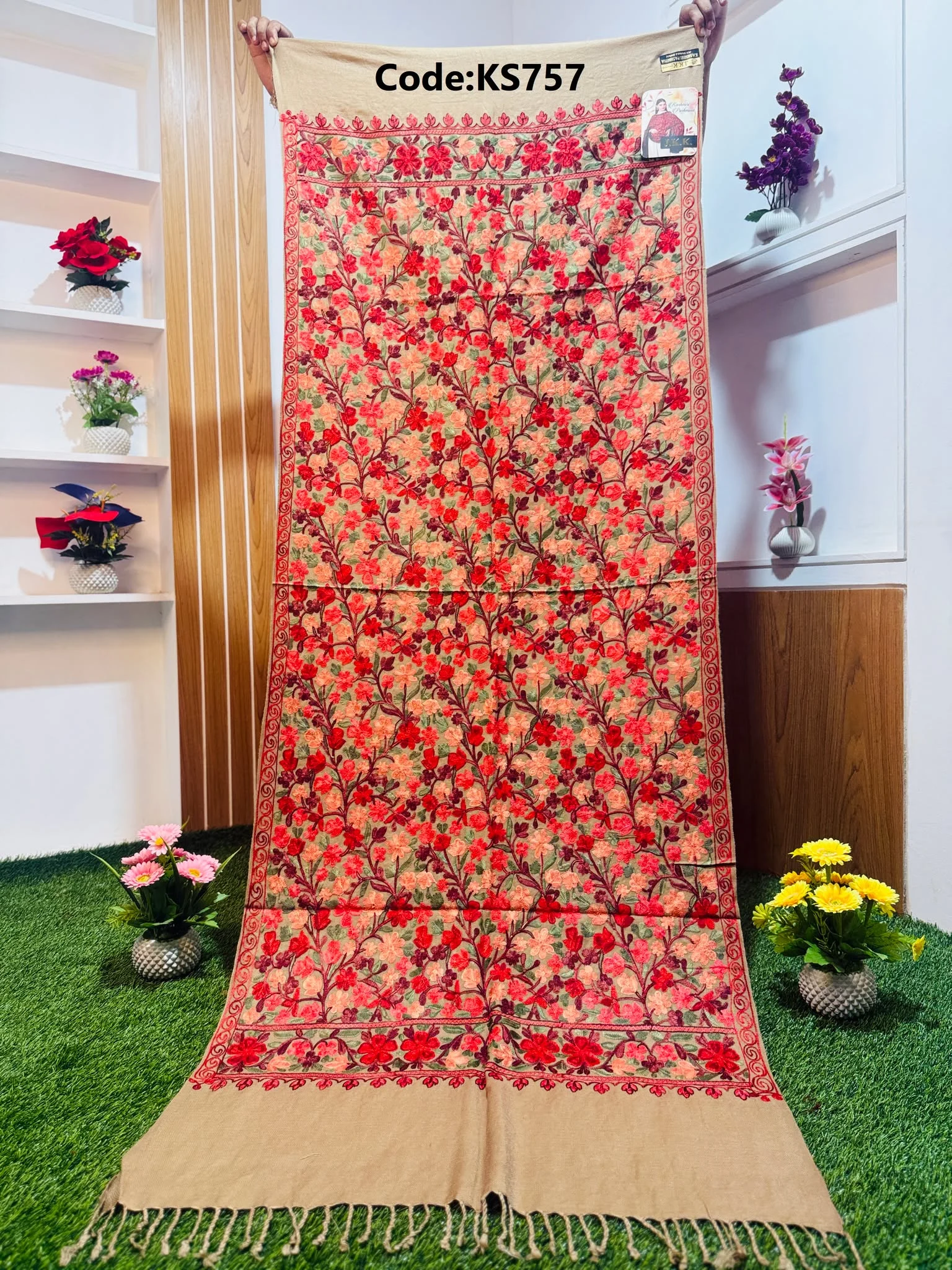 KS757 Beautiful Kashmiri Shawl - Ks757 - Image 1