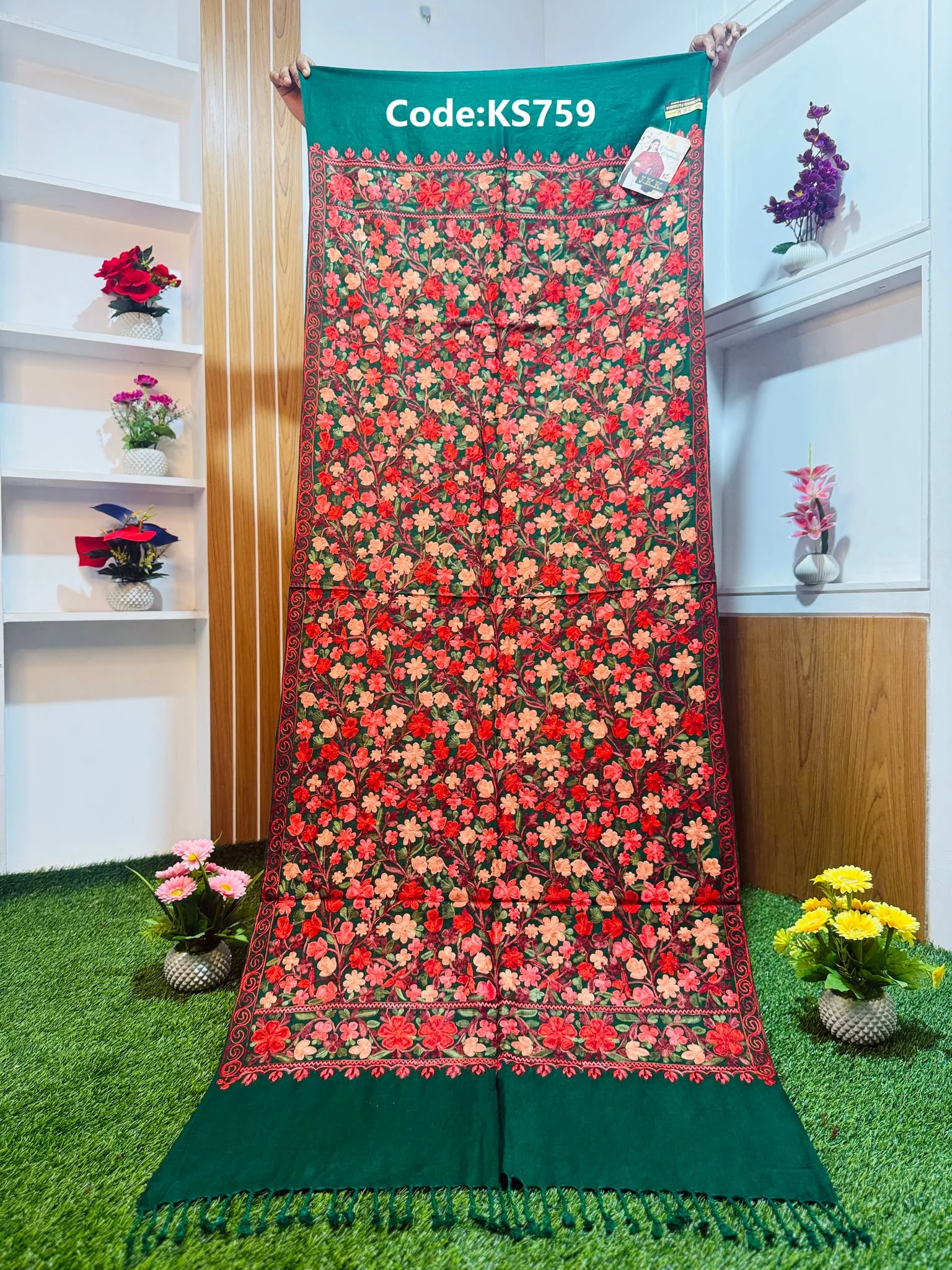 KS759 Beautiful Kashmiri Shawl - Ks759 - Image 1