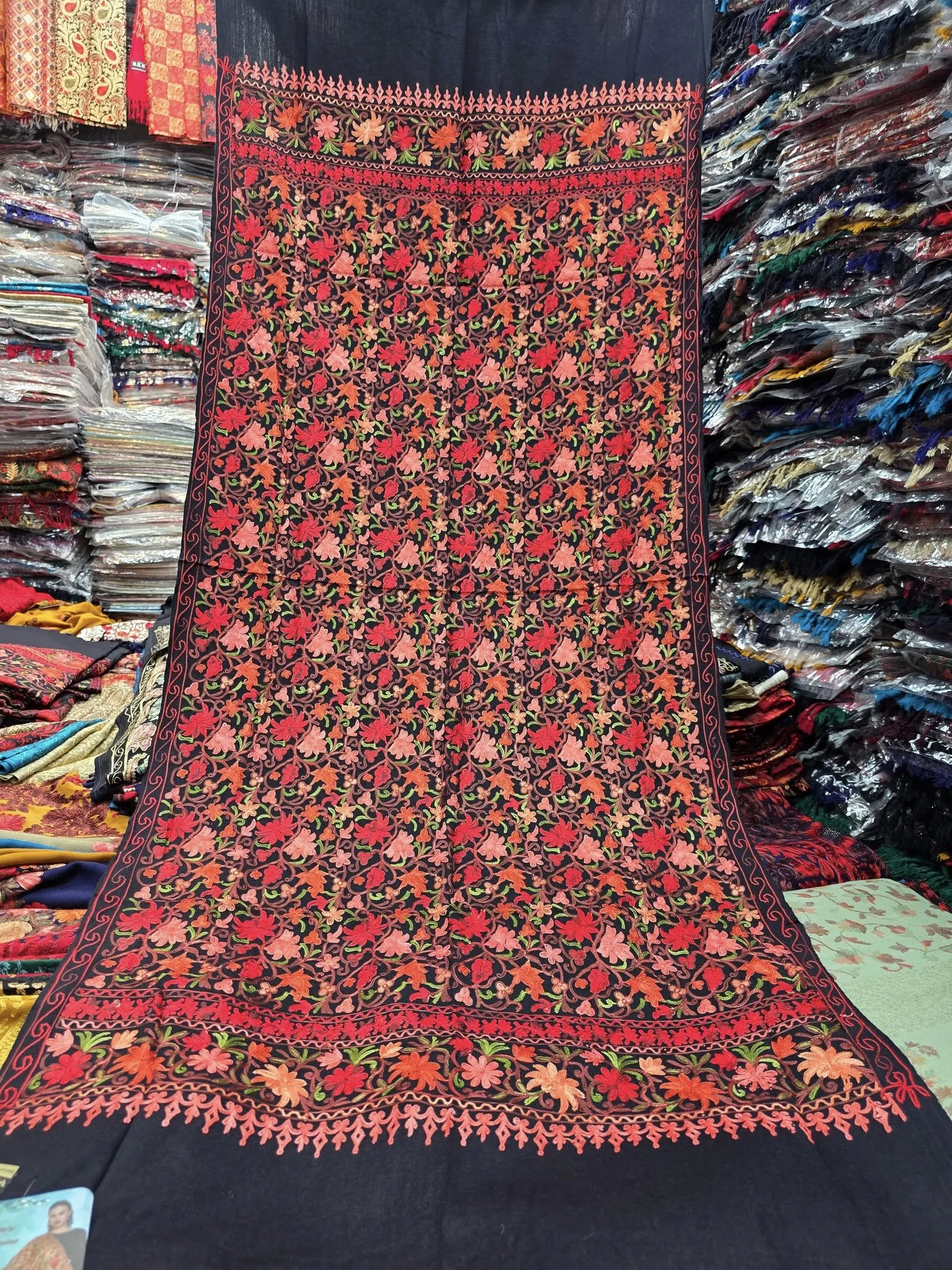 Lyla 2 Indian Kashmiri Shawl Jkk - Code Lyla - Image 1